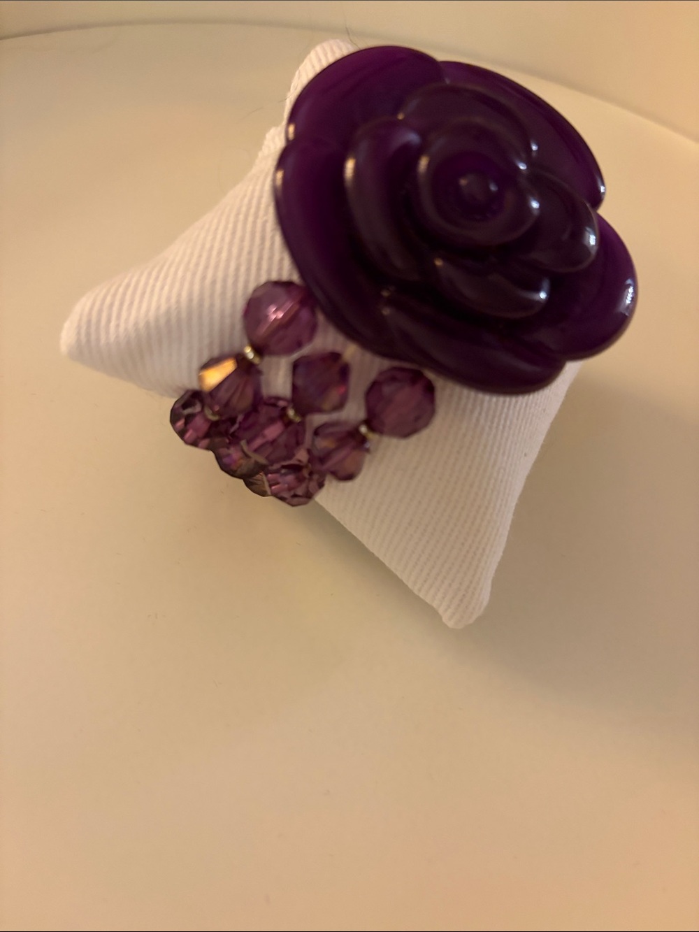 Y2K fashion resin purple rose chunky oversized stretch statement bracelet.